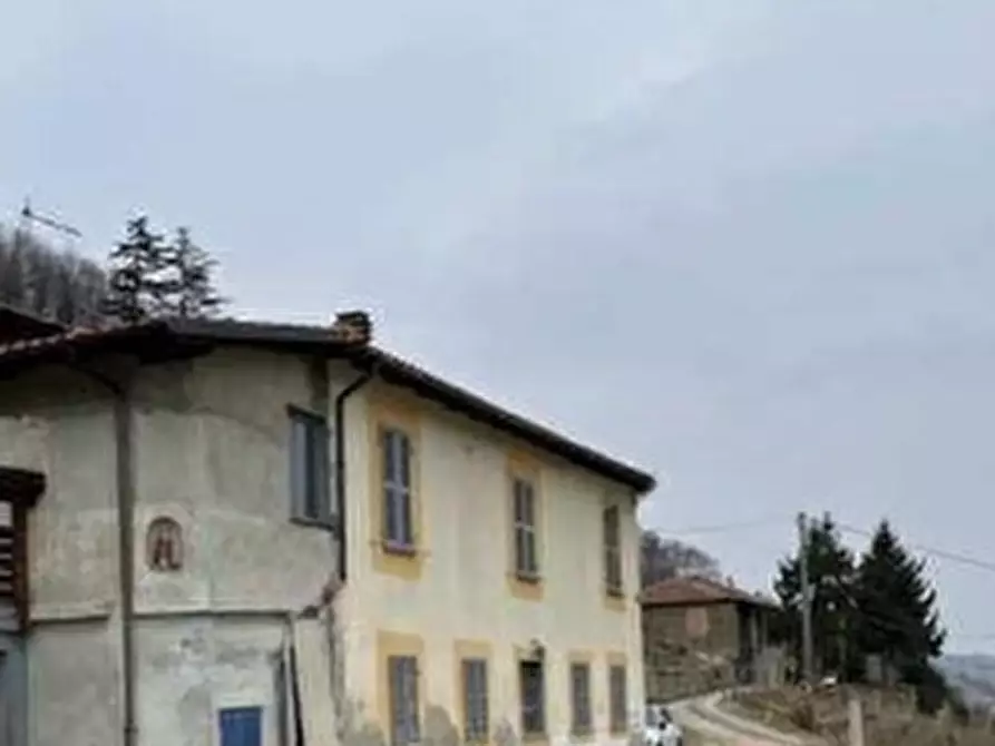 casa indipendente in vendita a Santo Stefano Belbo