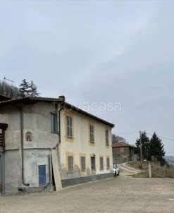 casa indipendente in vendita a Santo Stefano Belbo