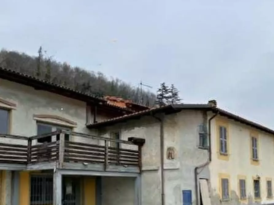 casa indipendente in vendita a Santo Stefano Belbo