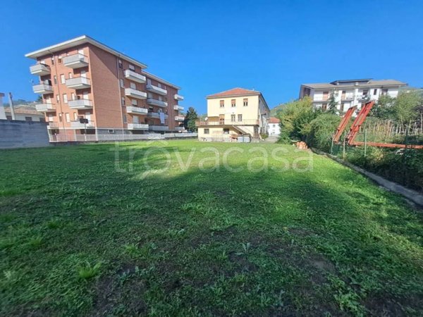 terreno edificabile in vendita a Santo Stefano Belbo