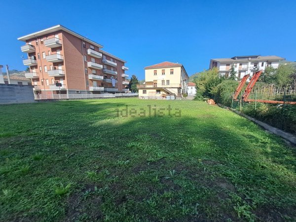 terreno edificabile in vendita a Santo Stefano Belbo