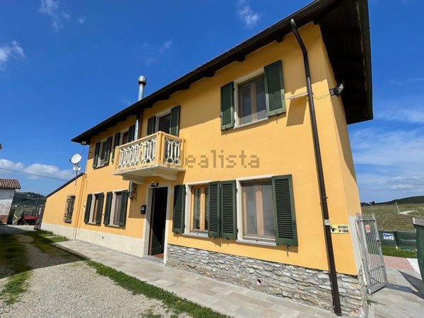 casa indipendente in vendita a Santo Stefano Belbo