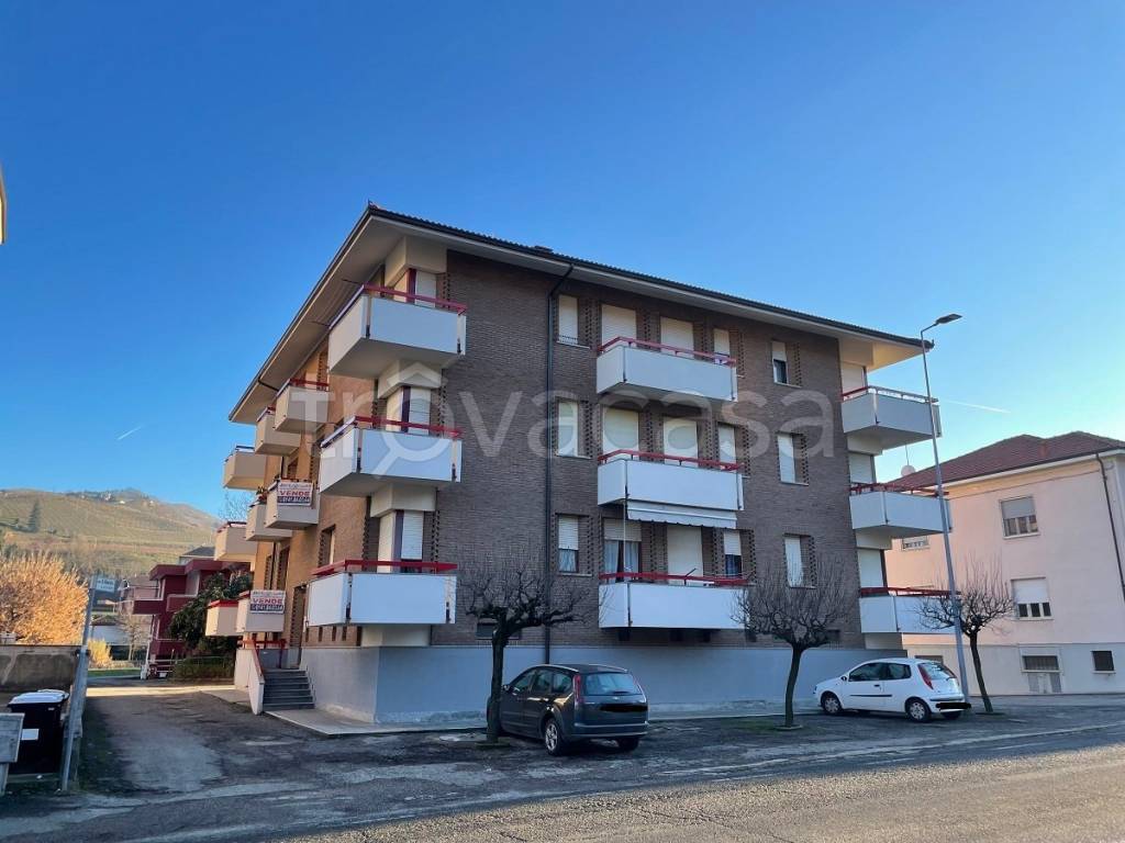 appartamento in vendita a Santo Stefano Belbo