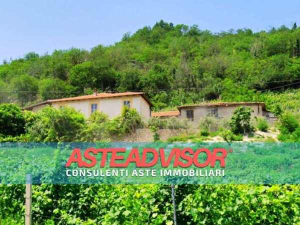 casa indipendente in vendita a Santo Stefano Belbo