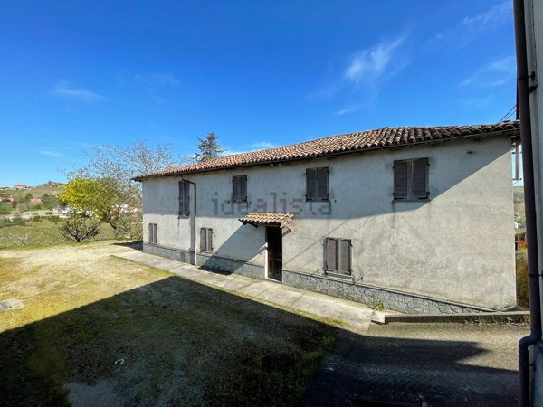 casale in vendita a Santo Stefano Belbo