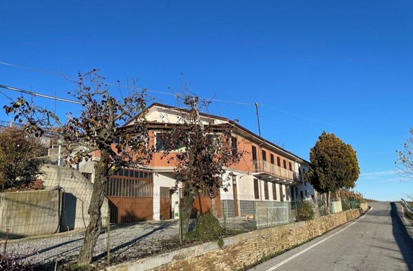 appartamento in vendita a Santo Stefano Belbo in zona Camo