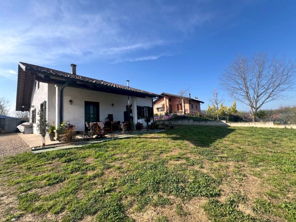 casa indipendente in vendita a Santo Stefano Roero