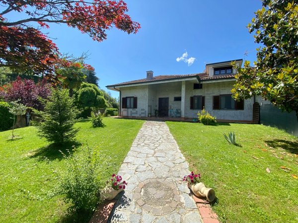 casa indipendente in vendita a Santo Stefano Roero