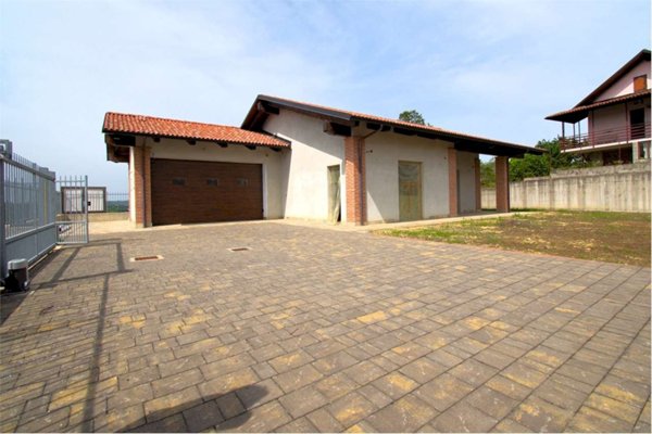 casa indipendente in vendita a Santo Stefano Roero