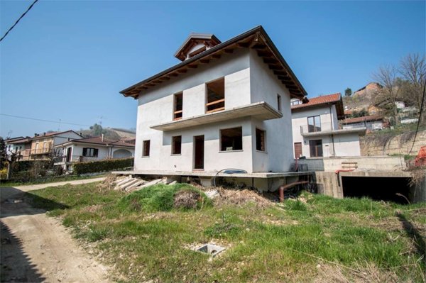 casa indipendente in vendita a Santo Stefano Roero