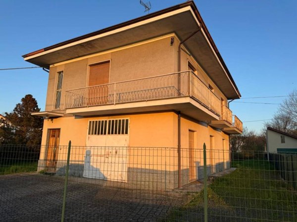casa indipendente in vendita a Santo Stefano Roero