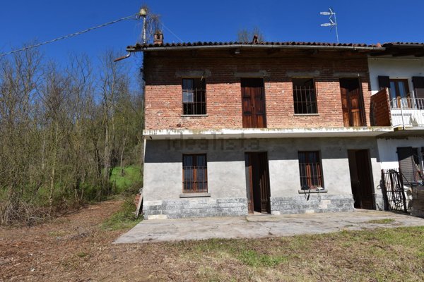 casa indipendente in vendita a Santo Stefano Roero