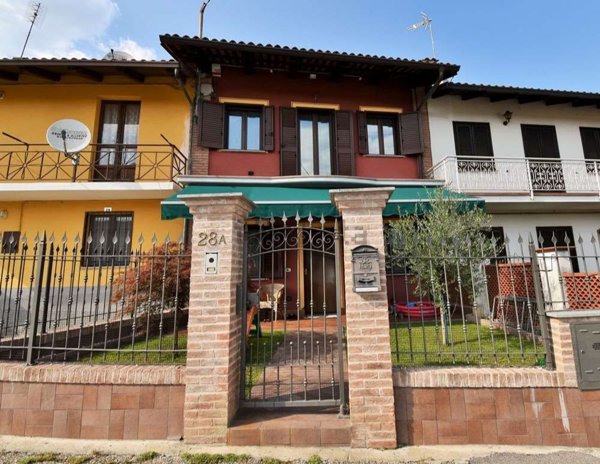 casa indipendente in vendita a Santo Stefano Roero