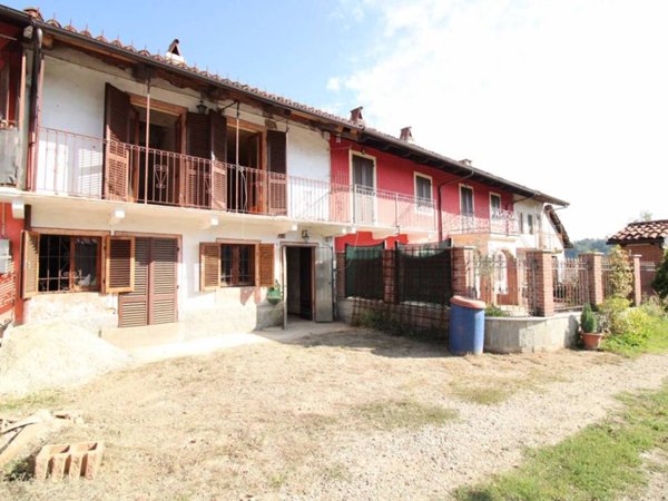 casa semindipendente in vendita a Santo Stefano Roero
