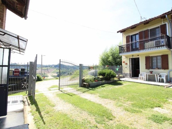 casa indipendente in vendita a Santo Stefano Roero