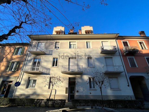 locale commerciale in vendita a Savigliano