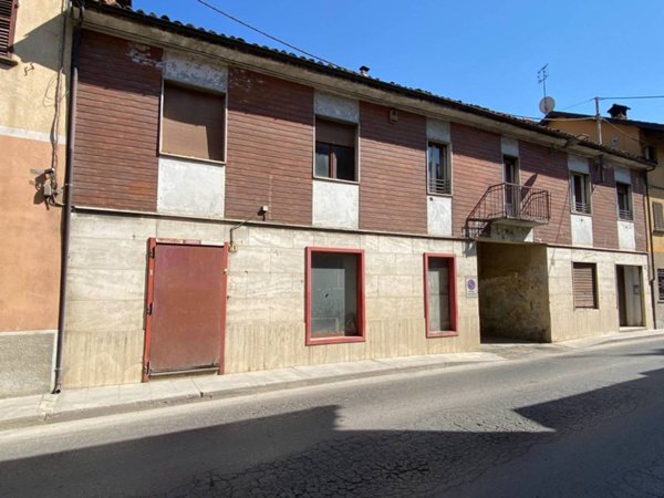 casa indipendente in vendita a Savigliano in zona Levaldigi
