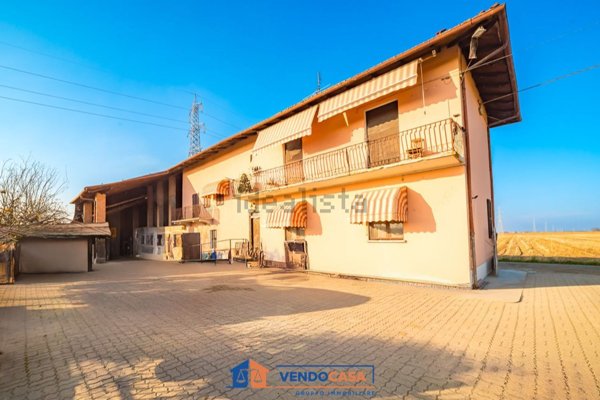 esavano in vendita a Savigliano