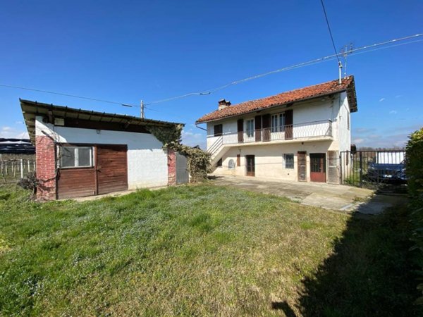 casa indipendente in vendita a Savigliano in zona Cavallotta