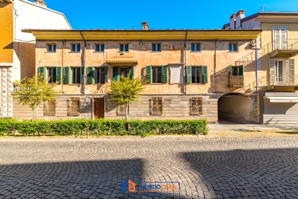 negozio in vendita a Savigliano