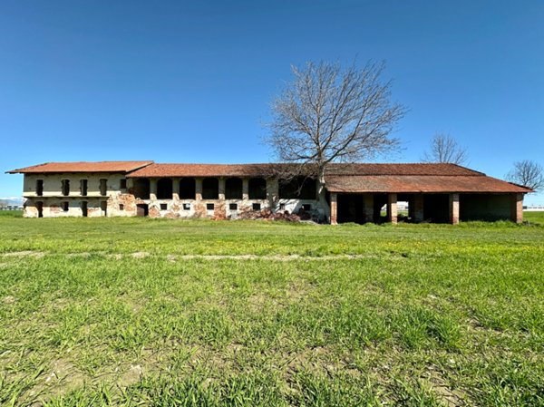 casale in vendita a Savigliano