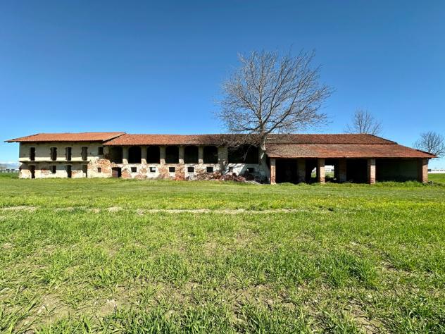 casale in vendita a Savigliano