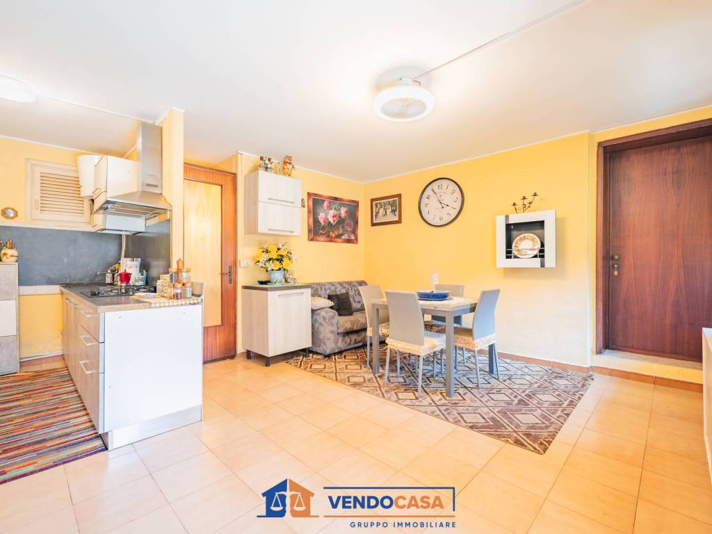 casa indipendente in vendita a Savigliano in zona Levaldigi