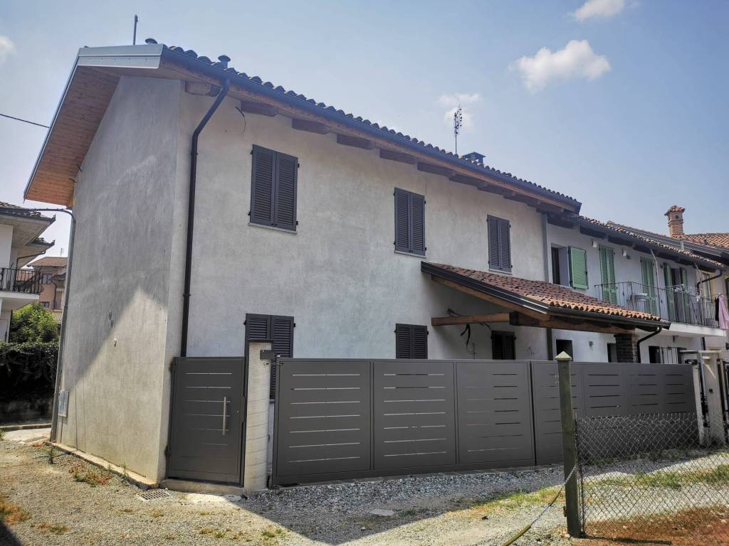 casa indipendente in vendita a Savigliano in zona Cavallotta