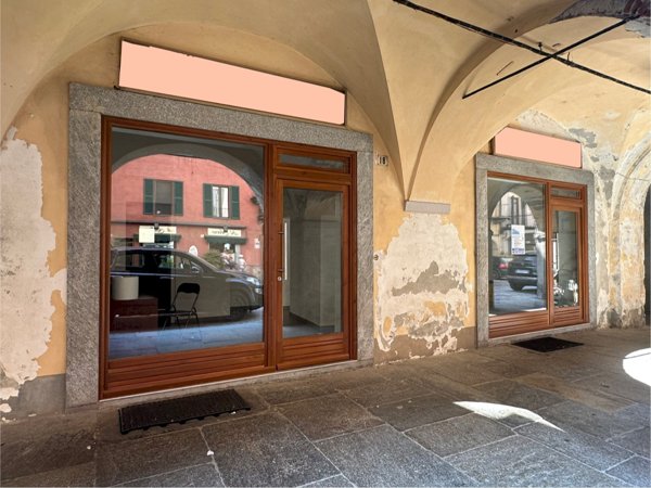 locale commerciale in vendita a Savigliano