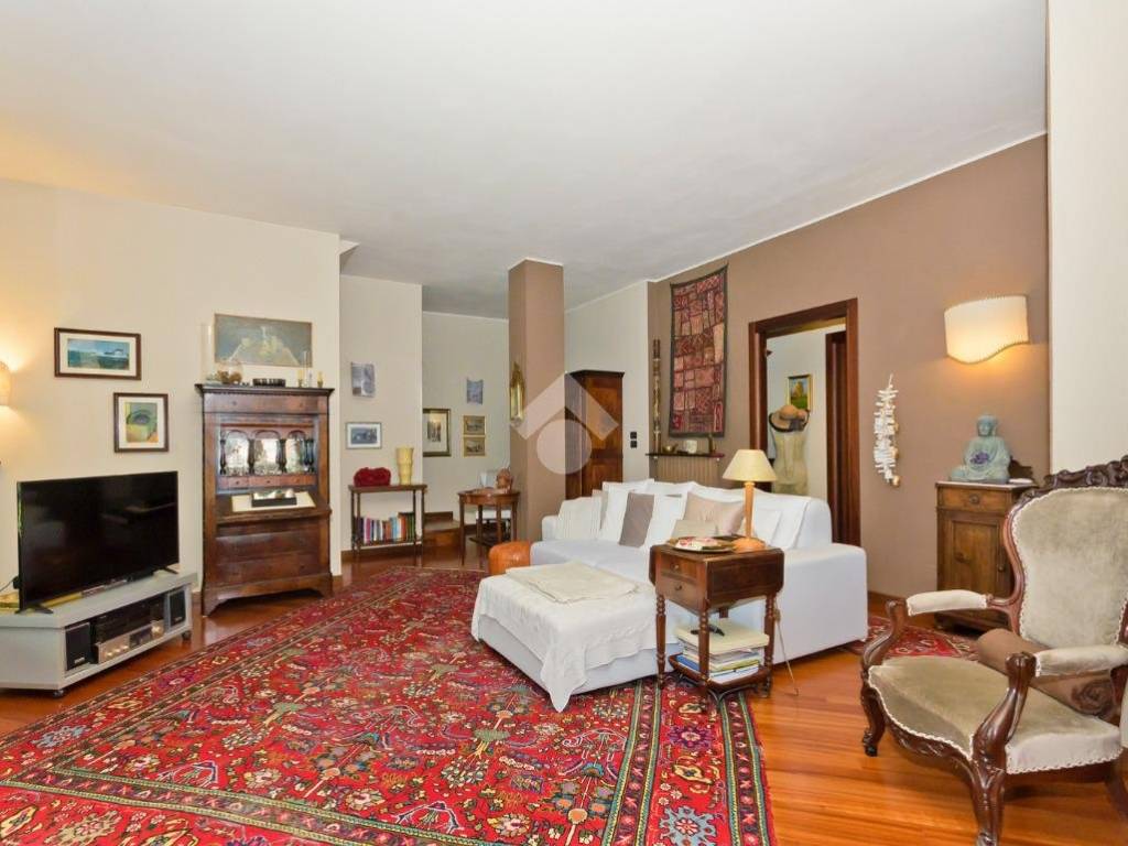 casa indipendente in vendita a Savigliano in zona Sanità