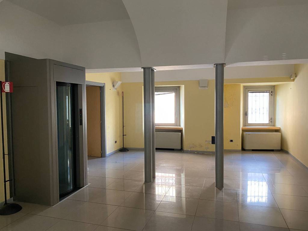 negozio in vendita a Savigliano