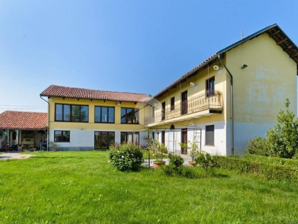 casa indipendente in vendita a Savigliano in zona Cavallotta
