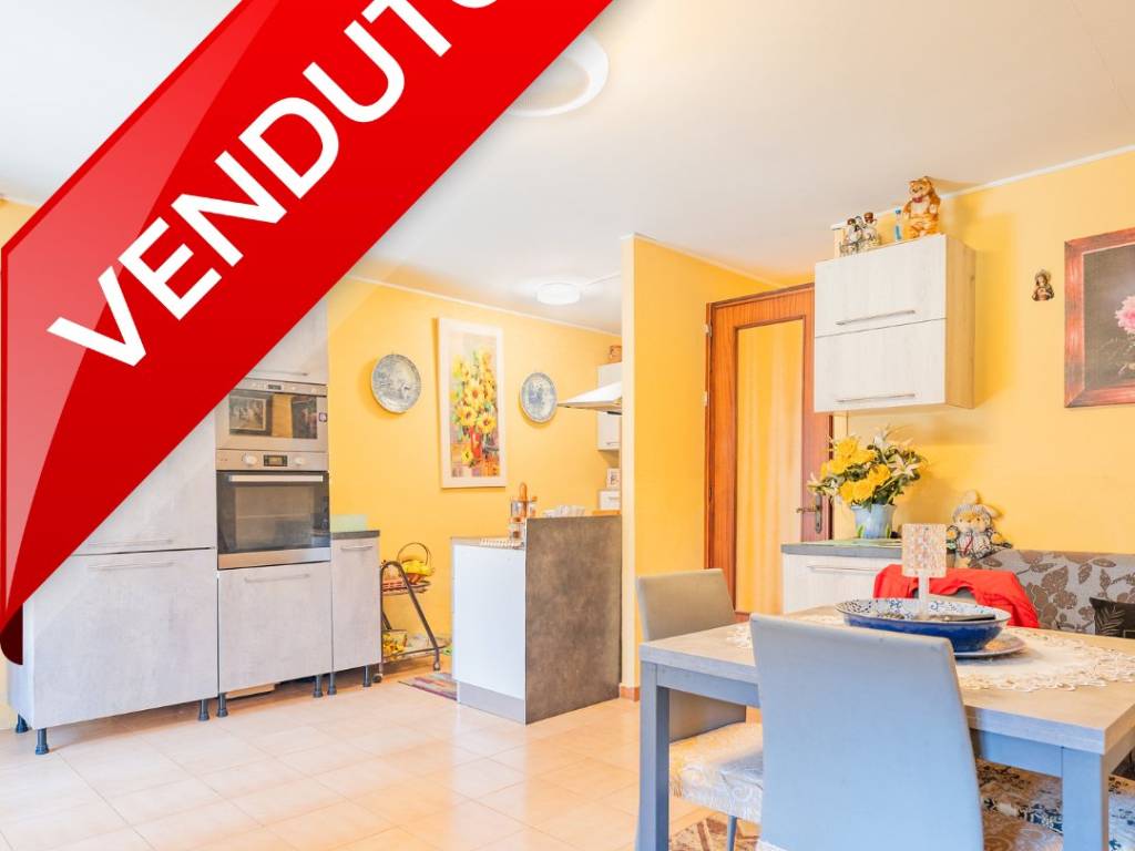 casa indipendente in vendita a Savigliano in zona Levaldigi