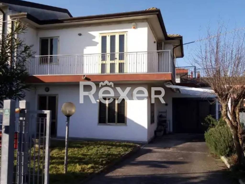 casa indipendente in vendita a Savigliano