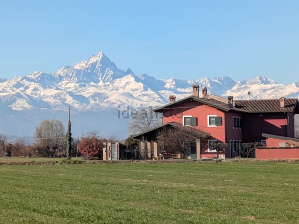casa indipendente in vendita a Savigliano in zona Cavallotta