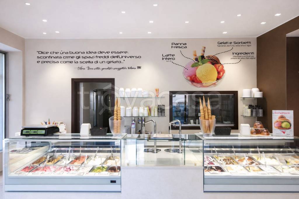 negozio in vendita a Savigliano