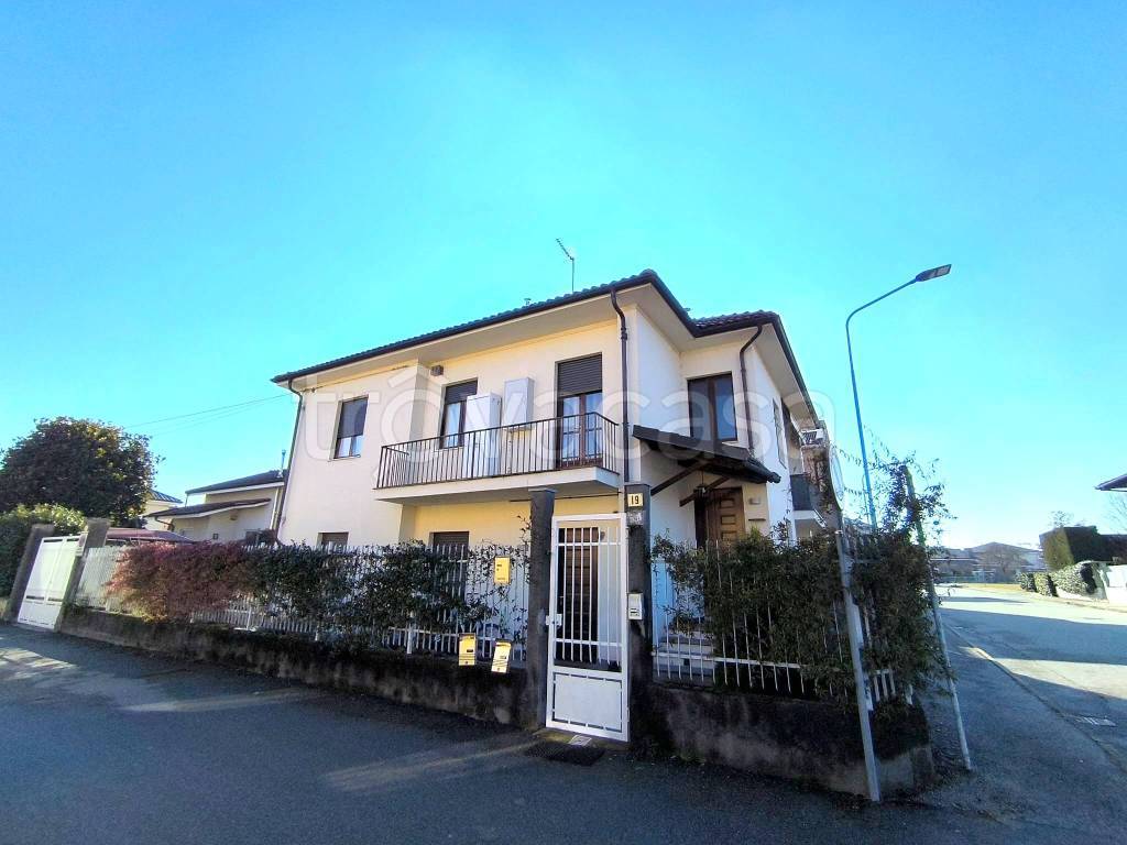 casa indipendente in vendita a Savigliano