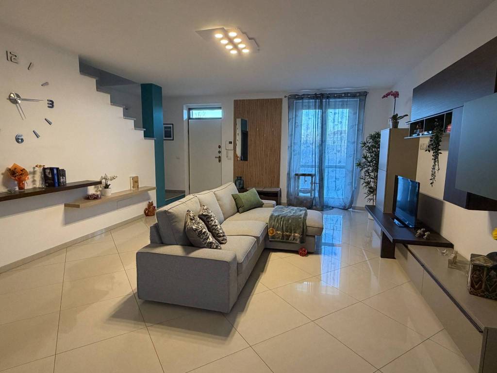 casa indipendente in vendita a Savigliano in zona Suniglia