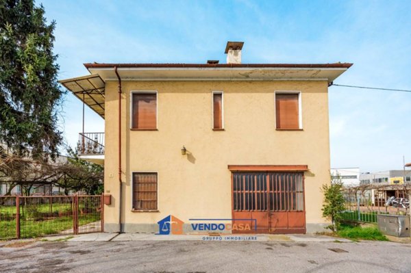 casa indipendente in vendita a Savigliano