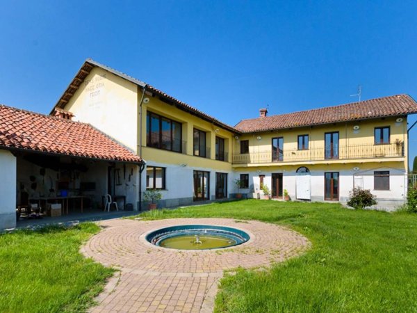 casa indipendente in vendita a Savigliano