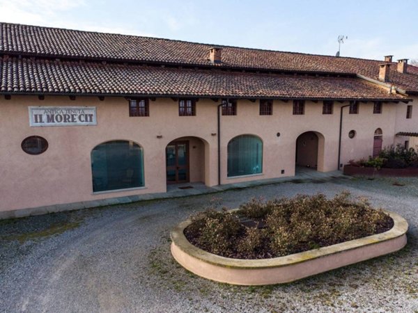 casale in vendita a Savigliano in zona Cavallotta