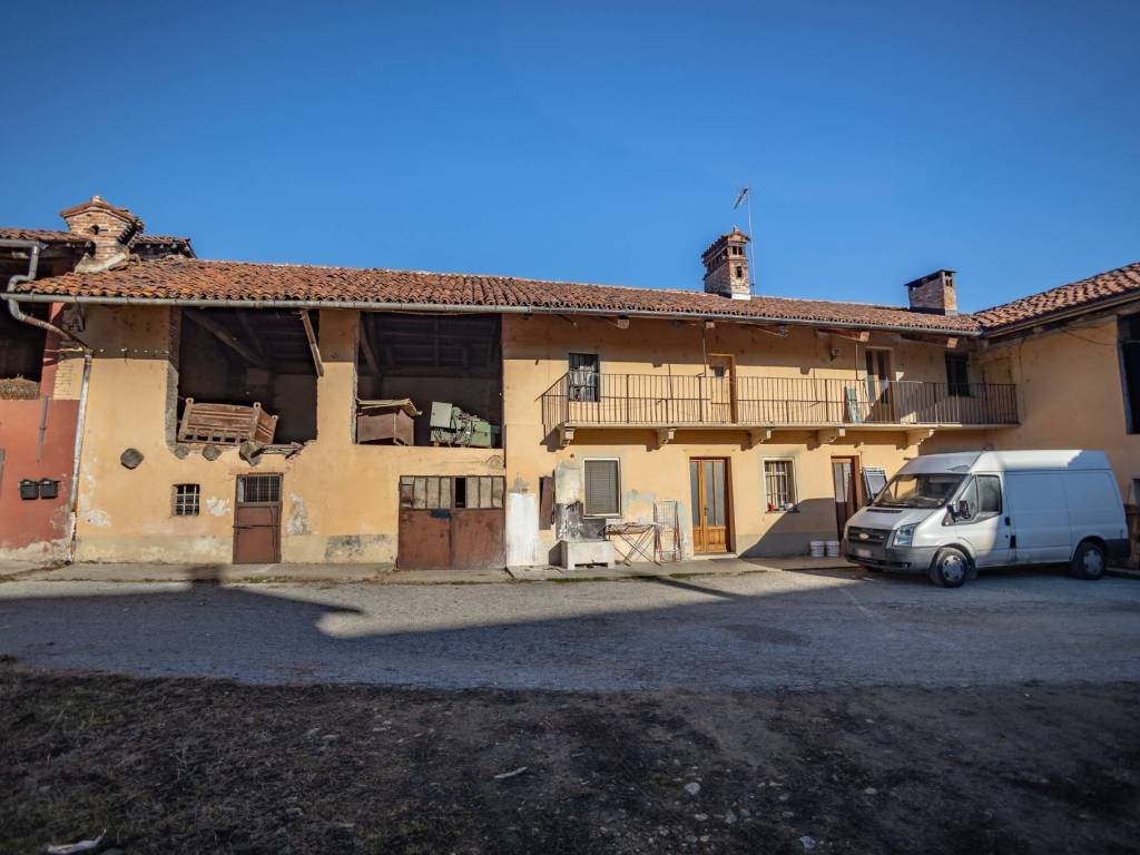casa indipendente in vendita a Savigliano in zona Tetti Roccia