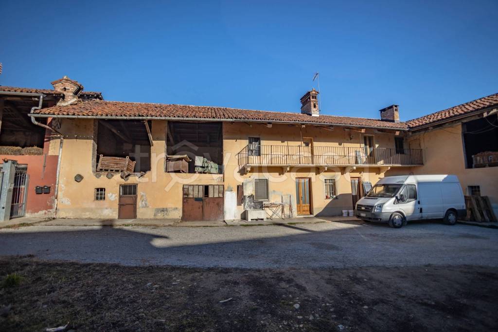 casa indipendente in vendita a Savigliano in zona Tetti Roccia