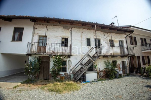 casa indipendente in vendita a Savigliano in zona Cavallotta