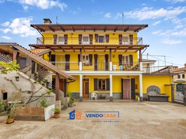 appartamento in vendita a Savigliano in zona Levaldigi