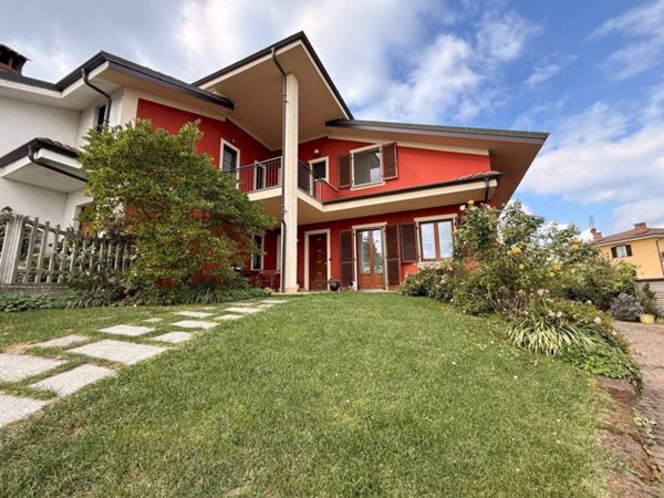 casa indipendente in vendita a Scarnafigi