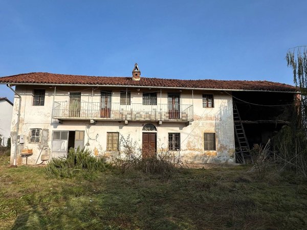 casale in vendita a Scarnafigi