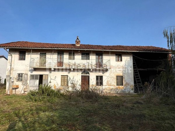 casale in vendita a Scarnafigi