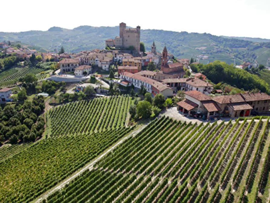 mansarda in vendita a Serralunga d'Alba