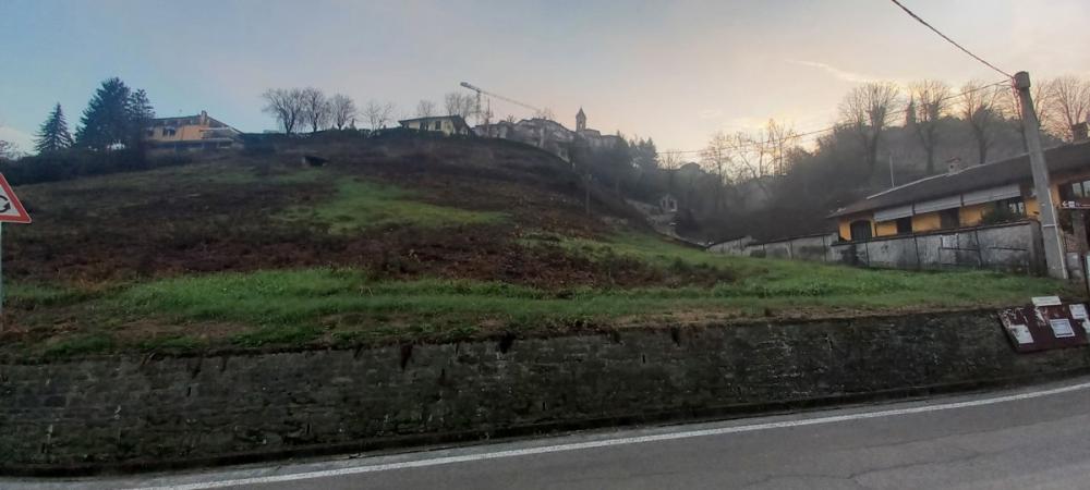 terreno edificabile in vendita a Sinio